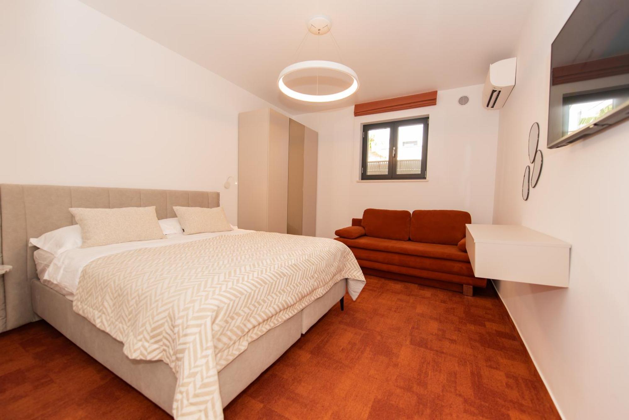 More Medici Apartments Оміш Екстер'єр фото